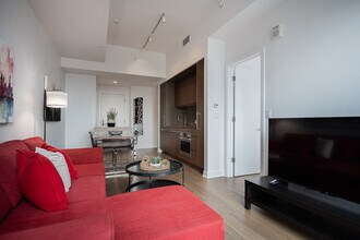 100 Av. des Canadiens-de-Montréal, Unit SI ID1261846P in Montréal, QC - Building Photo - Building Photo