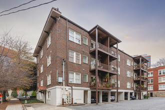 Manchester Condominiums in Atlanta, GA - Building Photo - Building Photo