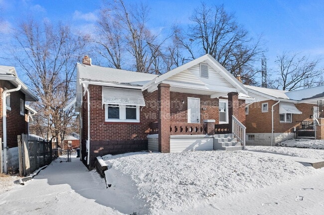 8129 St Charles Ln