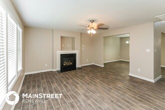 13411 Tartarian Ct in Charlotte, NC - Building Photo - Building Photo