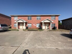 2811 Cantabrian Dr in Killeen, TX - Building Photo