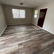 1403 E Zimmerly St-Unit -1403 in Wichita, KS - Building Photo - Building Photo
