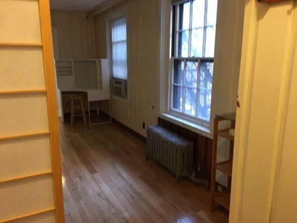 80 Mount Vernon St, Unit 3 in Boston, MA - Building Photo - Building Photo