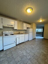 4564 Valley W Blvd in Arcata, CA - Building Photo - Building Photo