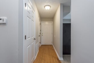 114 Ladbrook Ln in Knoxville, TN - Building Photo - Building Photo