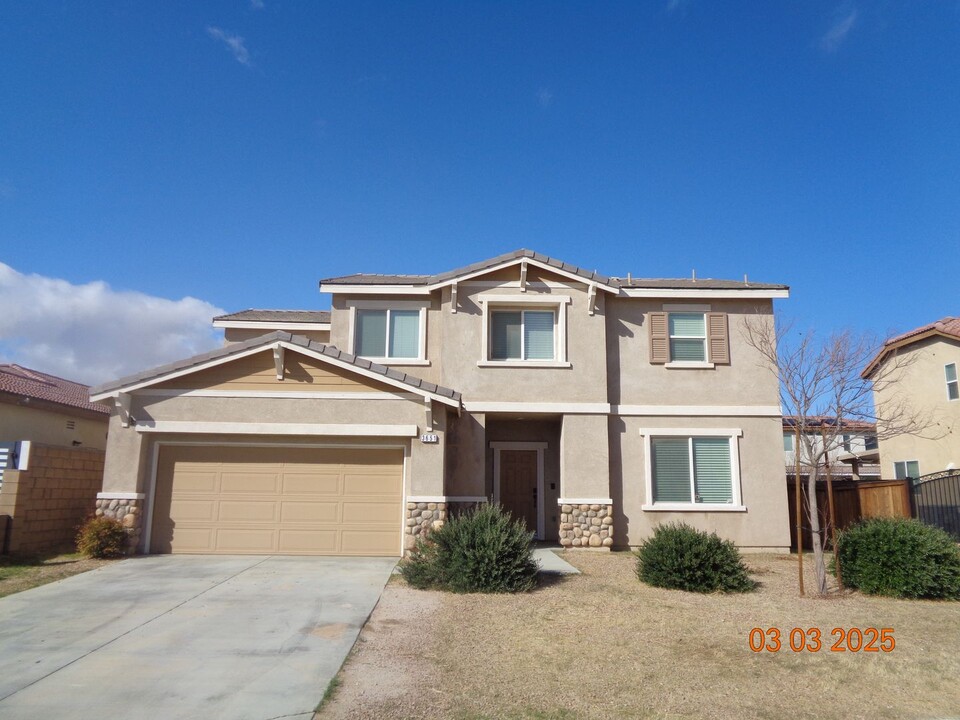 3651 Monument Hills Ave in Rosamond, CA - Building Photo