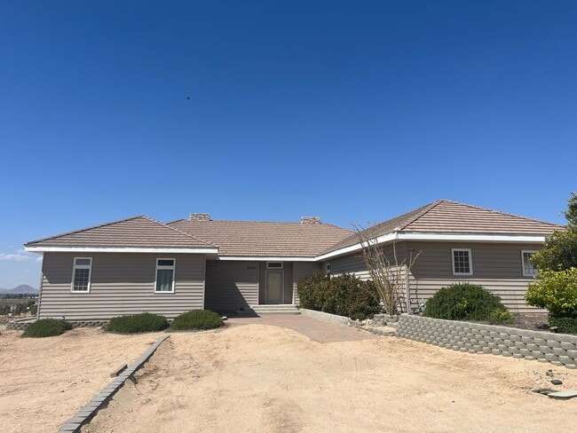 21972 Ocotillo Way in Apple Valley, CA - Building Photo - Building Photo