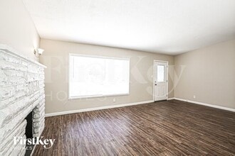 2317 Hassett Ave in Las Vegas, NV - Building Photo - Building Photo
