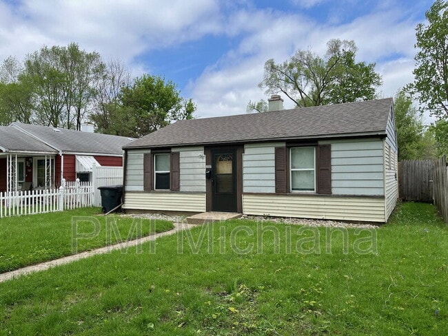 1527 E Fox St in South Bend, IN - Building Photo - Building Photo