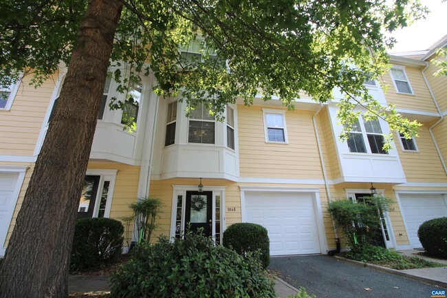 property at 106 Melbourne Park Circle