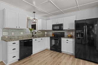 14 Shire Ct in Zebulon, NC - Building Photo - Building Photo