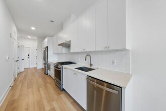 615 Daniels St in Raleigh, NC - Building Photo - Building Photo