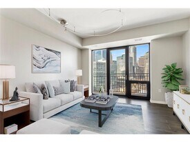500 500 E Grant St in Minneapolis, MN - Building Photo