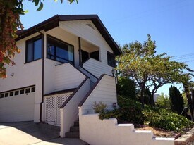 1427 Morro St in San Luis Obispo, CA - Building Photo
