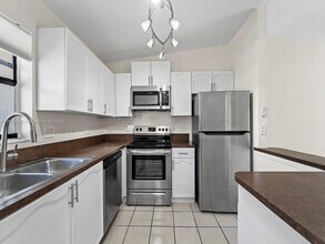 20875 Grouper Dr in Cutler Bay, FL - Building Photo - Building Photo