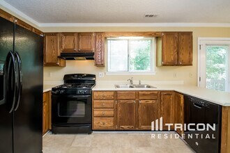 2809 Cobb Place Manor Ct in Marietta, GA - Building Photo - Building Photo