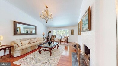 317 Springvale Rd in Great Falls, VA - Building Photo - Building Photo