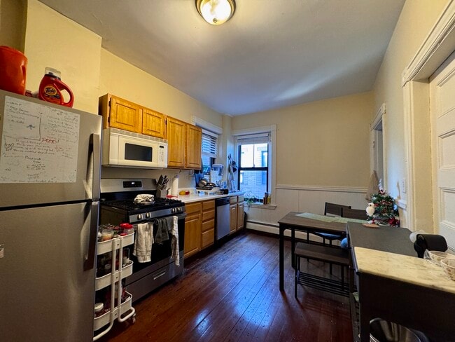 1512 Tremont St, Unit 3 in Boston, MA - Building Photo - Building Photo