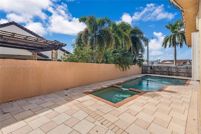 12775 SW 59th St in Miami, FL - Building Photo - Building Photo