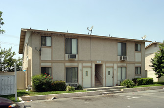 8135 Philbin Ave in Riverside, CA - Building Photo - Building Photo