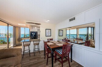 6357 Bahia Del Mar Blvd S in St. Petersburg, FL - Building Photo - Building Photo