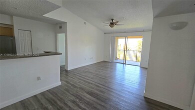 2200 E Preserve Way in Miramar, FL - Building Photo - Building Photo