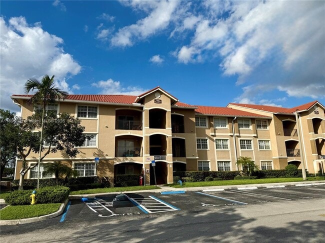 11601 SW 2nd St in Pembroke Pines, FL - Building Photo - Building Photo