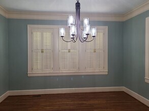 7131 Whitesville Rd in Columbus, GA - Foto de edificio - Building Photo
