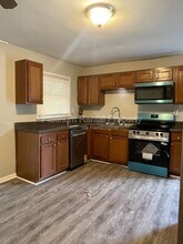 2398 Swallow Cir SE in Atlanta, GA - Building Photo - Building Photo