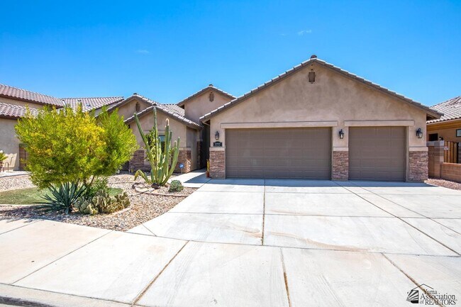 property at 3777 S Plowman Dr