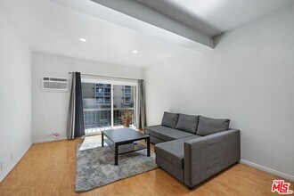 1440 Veteran Ave in Los Angeles, CA - Building Photo - Building Photo