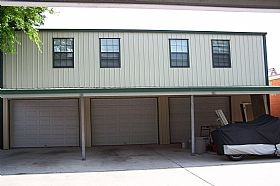 519 Spring St in Columbus, TX - Foto de edificio - Building Photo