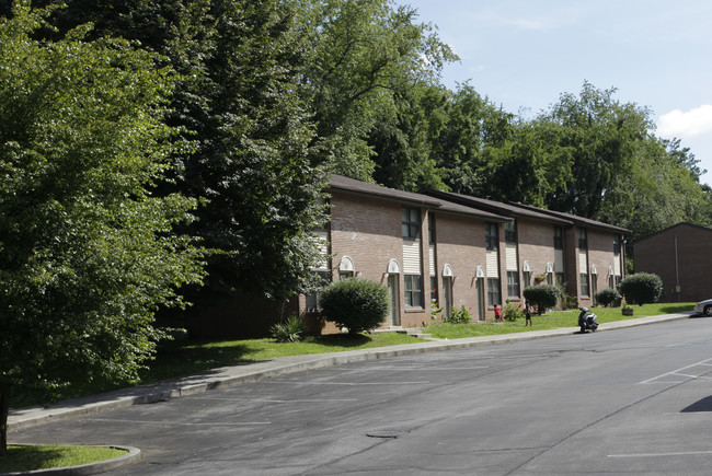 Ridgefield Court Apartments in Abingdon, VA - Foto de edificio - Building Photo