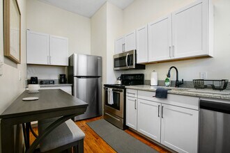 1848 E 89th St in Cleveland, OH - Foto de edificio - Building Photo