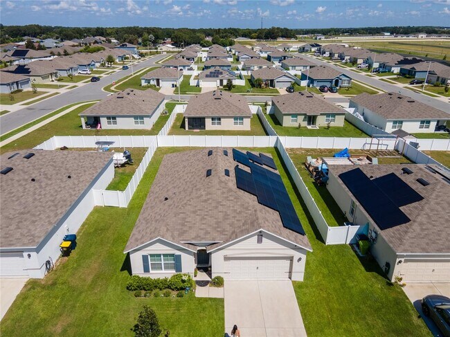 409 Burnham Cir in Auburndale, FL - Building Photo - Building Photo