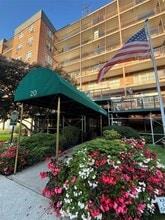 20 Wendell St in Hempstead, NY - Building Photo - Building Photo