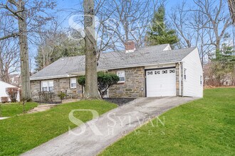 1200 Cromwell Rd in Wyndmoor, PA - Building Photo - Building Photo