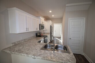 603 N Kevin Ct in Statesboro, GA - Building Photo - Building Photo