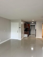 8789 NW 39th St in Sunrise, FL - Building Photo - Building Photo