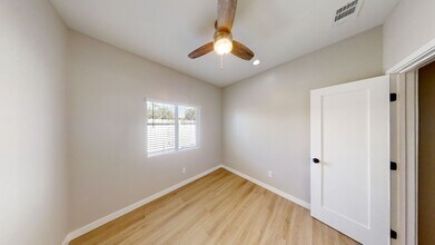 5073 55th Pl in San Diego, CA - Building Photo - Building Photo