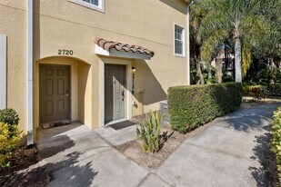 2720 Oakwater Dr in Kissimmee, FL - Building Photo