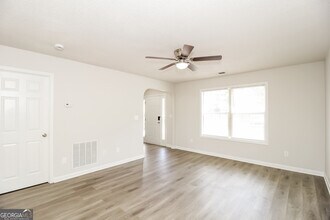 82 Gilliam Crossing in Cartersville, GA - Building Photo - Building Photo