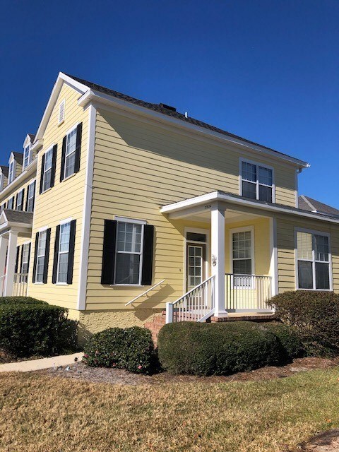property at 3984 Shumard Oak Blvd