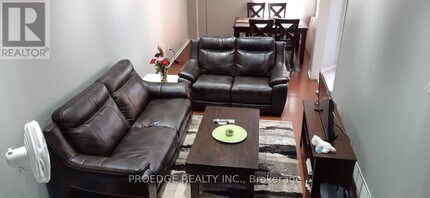 75 Monaco Ct in Brampton, ON - Building Photo - Building Photo