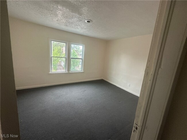 property at 11403 Itasca Ave