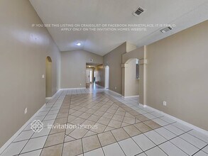 16028 SW 86th Terrace in Miami, FL - Foto de edificio - Building Photo