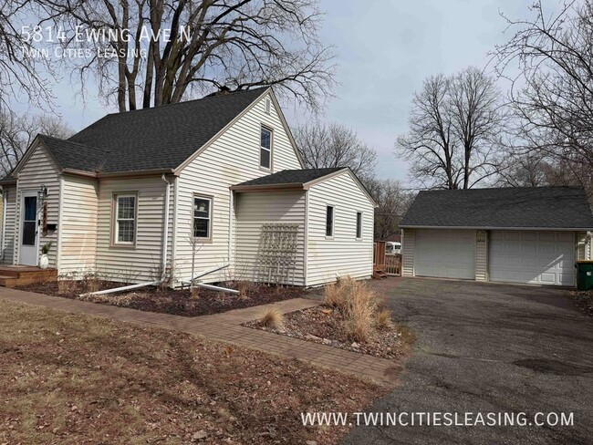 5814 Ewing Ave N in Minneapolis, MN - Building Photo - Building Photo