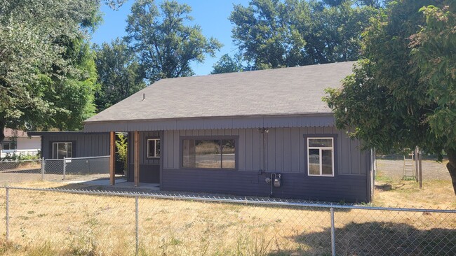 property at 4267 Carnes Rd