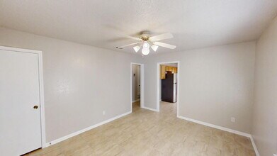 704 N 7th St in Copperas Cove, TX - Building Photo - Building Photo