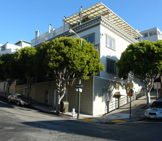 480-490 Vallejo St Apartments